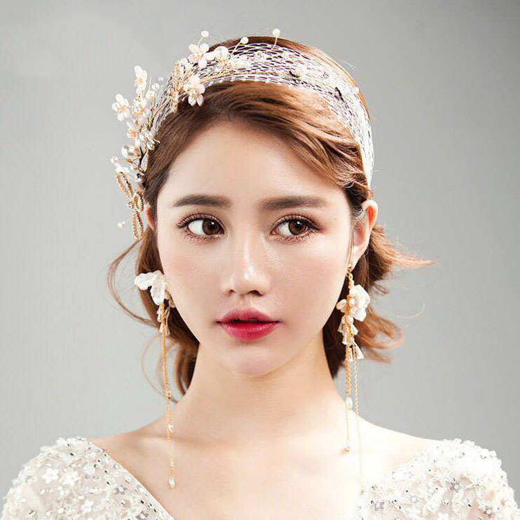 CLASSIC EUROPEAN INSPIRED BRIDAL STYLE WITH RICH HAIR ACCESSORIES ...